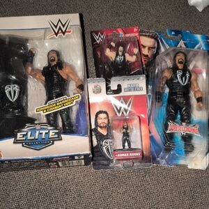 WWE Roman Reigns Elite Collection Figures - Black and Blue